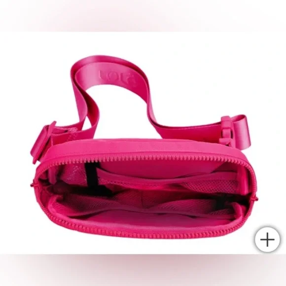 Lolë Money Belt - Picture 4 of 5